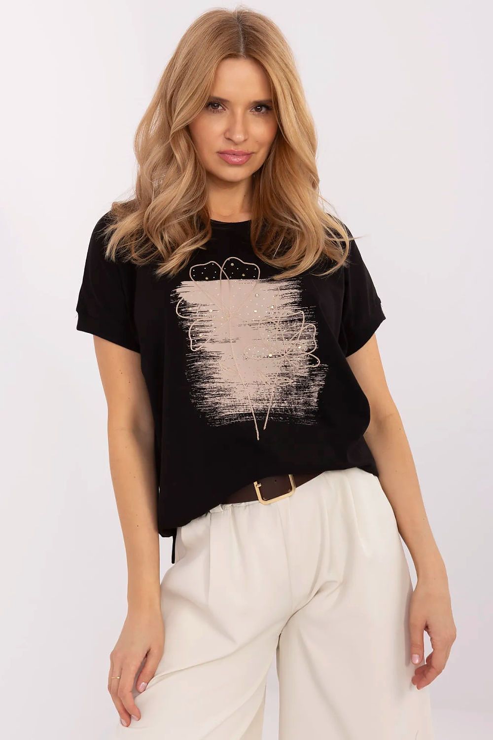 Blouse model 210652 Relevance